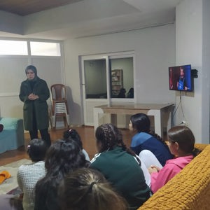 Çocuk Kuruluşlarımıza Akşam Ziyareti Gerçekleştirdi - fotoğraf 1