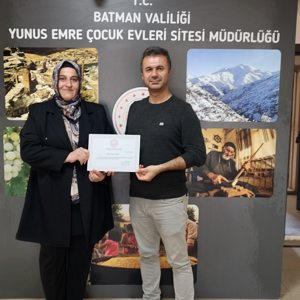 Özverili Çalışmalarıyla Örnek Olan Bakım Personelimize Teşekkür Belgesi Takdim Edildi - fotoğraf 2