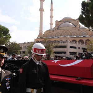 Şehidimiz Piyade Uzman Çavuş Yusuf Güneş Son Yolculuğuna Uğurlandı - fotoğraf 1