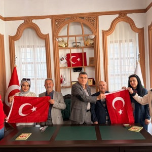 Kilis Sivil Şehit ve Gazi Aileleri Derneğine Anlamlı Ziyaret - fotoğraf 2