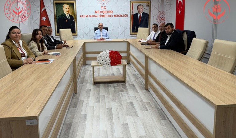 İyilik Var Gönüllü Platformu Kuruluş Müdürleri Değerlendirme Toplantısı Düzenlendi