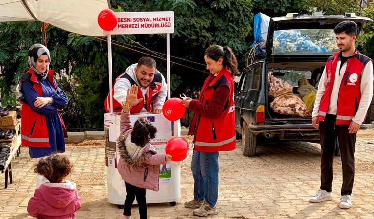 Halk Pazarında “İyilik Var Hareketi” Kapsamında Bilgilendirme Çalışması Gerçekleştirdik