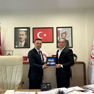 ÖZ SAĞLIK-İŞ SENDİKASI’NDAN İL MÜDÜRÜMÜZ CEMAL KESKİN’E HAYIRLI OLSUN ZİYARETİ - fotoğraf 2