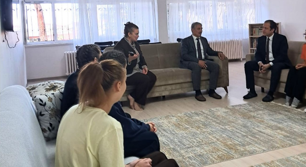 Vali Yardımcımız Sayın Engin Tok, Kuruluşumuz Trabzon İlk Kabul Gülbahar Hatun Evleri Sitesini Ziyaret Etti.